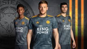 From 2016 to 2018 i was sharing dls/fts kits and logo in bilmediginhersey.com. Leicester City S New Away Kit Looks Awfully Familiar