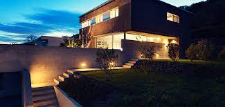To shed light on the contemporary issues affecting sth. Sichere Beleuchtung Hilft Im Dunkeln Gev Versicherung