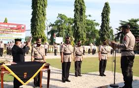 🇲🇾 semoga hati ini tetap redha dengan segala takdir yang telah tertulis. Vz6bx9sl J N1m