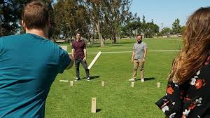 Little ones learn why and how to social distance in a catchy song. Best Outdoor Games To Play With Friends And Family In 2021 Cnet
