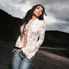 GIA: albums, songs, concerts | Deezer