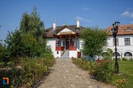 Vălenii de munte is located in prahova, romania. Muzeul De Arta Religioasa Scoala De Misionare Regina Maria Din Valenii De Munte Obiective Turistice Prahova DeÈ™tepÈ›i Ro