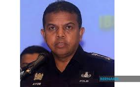 Datuk ayob khan mydin pitchay. Bernama No Operation On Weekends Among Excuses For Overloading Ayob Khan