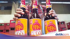 Bekerja di pabrik makanan dan kecap. Selama 4 Generasi Kecap Thg Menemani Lezatnya Soto Kudus