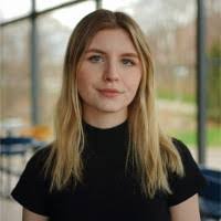 Becky Dion's Instagram, Twitter & Facebook