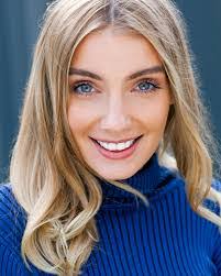 Katie Lowe's Instagram, Twitter & Facebook