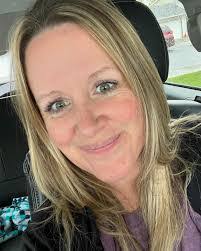 Christina Fennell's Instagram, Twitter & Facebook