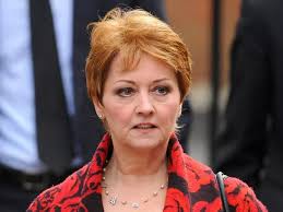 Anne Diamond says she has breast cancer and has had a double mastectomy