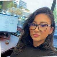 Christina Mccandless's Instagram, Twitter & Facebook