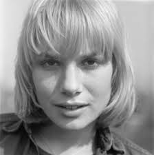 Július 28., zeeland, hollandia idén 68 éves. Monique Van De Ven Beeld En Geluid Wiki