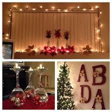 Some Cheap And Easy Christmas Decorations For A College Apartment My Roomie Roc Christmas Decorations Apartment Easy Christmas Decorations Christmas Apartment