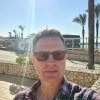 Arthur Mast's Instagram, Twitter & Facebook