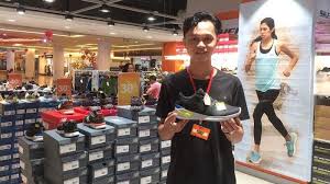 Click to get more information about a station or to submit a change. Sports Station Mega Mall Batam Beri Diskon 70 Persen Sejumlah Merek Ternama Apa Saja Tribun Batam