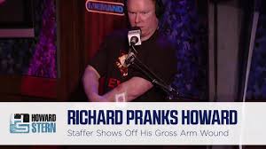 With howard stern, robin quivers, gary dell'abate, fred norris. Richard Christy S Prank Annoys Howard 2009 Youtube