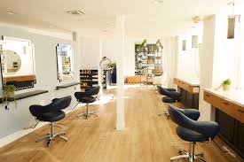 The top experts and coiffing spots to get cut, colored, and styled. Blow Me Away Organic Salon Headspa