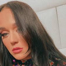 Birth place:santa barbara, california, united states. Katy Perry Is Unrecognisable With Black Long Hair See Her New Look Hello