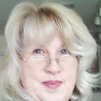 Linda Oster's Instagram, Twitter & Facebook