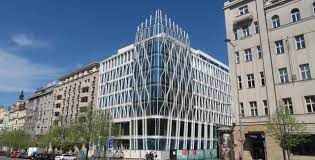 Výměna zboží, pobočky vídeň a drážďany a ceny v primarku. Not So Jolly Why Prague S Flagship Primark Won T Open In Time For The Holidays Prague Czech Republic