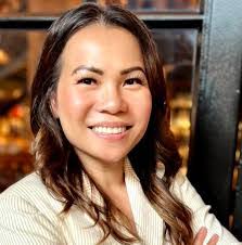 Krystal Le's Instagram, Twitter & Facebook