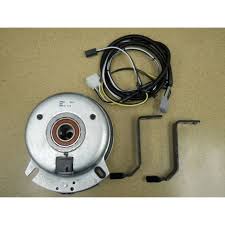 John deere man, the 111's mechanical pto does not use the cup and cone style that was prevalent on the 110's, 112's and the older 200 series, i.e. John Deere Pto Clutch Kit Gy20878 Gy21127 D140 E140 L120 La130 Bombergers Ecommerce