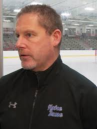 McCracken leaving Notre Dame for college position