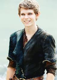 Pin By Megan Angstrom On Handsome Men Robbie Kay Peter Pan Peter Pan Peter Pan Ouat
