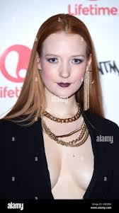 Victoria Clay's Instagram, Twitter & Facebook