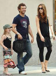 Sheen was born in newport, wales, the only son of irene (thomas) and meyrick sheen. Kate Beckinsale Poses With 14 Year Old Daughter Lily At Pink Party Michael Sheen Kate Beckinsale Sheen