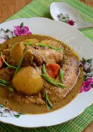 Kentang yang dimasak sekali dengan rempah kurma memang sesuai hidangan rasannya. Ayam Masak Kurma Dapur Tanpa Sempadan