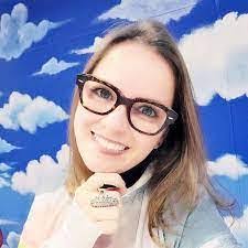 Sandra Scheffer's Instagram, Twitter & Facebook