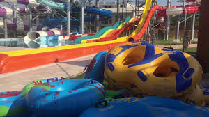 Get details of location, timings and contact. OrÄƒdenii Au Stat La CoadÄƒ SÄƒ Intre La Nymphaea Aquapark Bihon