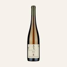 Fährt man von der schabser höhe in richtung neustift liegt, einladend auf dem hügel, der köfererhof. Sudtiroler Kerner Weingut Kofererhof Vinothek Prunster