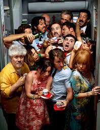 Pedro Almodovar With The Cast Of Los Amantes Pasajeros Almodovar Pedro Almodovar Almodovar Films