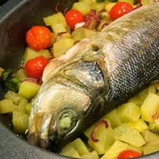 Scegli le tue ricette preferite e ricevi a casa tutti gli ingredienti freschi e già dosati perfetti per cucinare piatti da vero chef. Ricetta Branzino Al Forno Con Pachino Bravocook