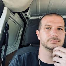 Does Toyota maintenance light reset after oil change?