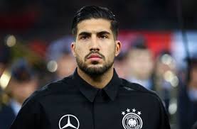 Mesut özil und ilkay gündogan sind im kader der deutschen nationalmannschaft. Anders Als Ozil Und Gundogan Nationalspieler Emre Can Lehnte Erdogan Einladung Ab Fussball Stuttgarter Nachrichten