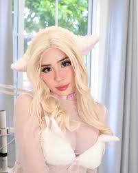 See Hannah Punzel in her most intimate moments - revealing explicit nudes.