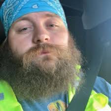 Yo soy un guerro gringo. Yo hablo Español mal. Muy mal.