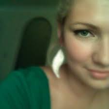 Olivia Earl-Davies (@ollyearldavies)