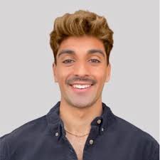 Turn your knowledge into a scalable digital services offer