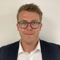 Tom Moffitt's Instagram, Twitter & Facebook