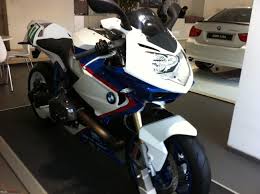 Not only did bmw tuneup the looks, but the new g 310 r sports a number of tech upgrades and safety equipment to boot. Bmw Bike Showroom Near Me Off 68 Medpharmres Com
