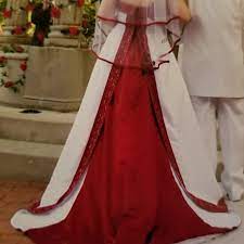 Are you looking for a stunning red bridal wedding dress fantasy specializes in designing red wedding dresses that have been featured in magazines and on tv. Red And White Wedding Dresses David S Bridal Shop Clothing Shoes Online