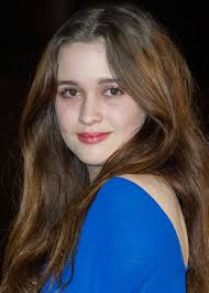 Alice Englert Pictures and Photos