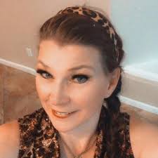 Offering french roll hair styling services