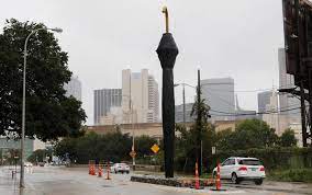 What S The Deal With That Giant Umbrella Sculpture In The Cedars Here S The Answer