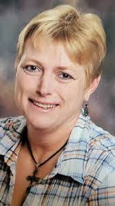 Candi Yates's Instagram, Twitter & Facebook