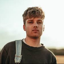 Chris Pidsley: Alex's House