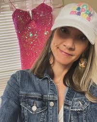 G R A Z E • T A B L E • V I B E S In T minus 3 hours @grazeandpeace &  @castironwinery & @brandt_1910 & @brianne.nelson are hosting our