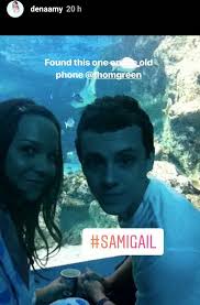 Era el octavo de los diez hijos de la familia jackson, una familia afrodescendiente de clase trabajadora que vivía en una casa de dos dormitorios en jackson street, en gary, indiana, una ciudad industrial en el área metropolitana de chicago. Samigail Hashtag On Twitter